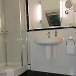 מלון Land-gut-hotel Lohmann 3*