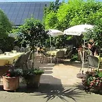 Land-gut-hotel Lohmann מלון 3*