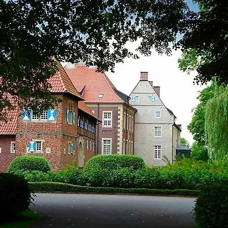 Hotel Land-gut-hotel Lohmann 3*