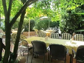 Land-gut-hotel Lohmann Otel 3*