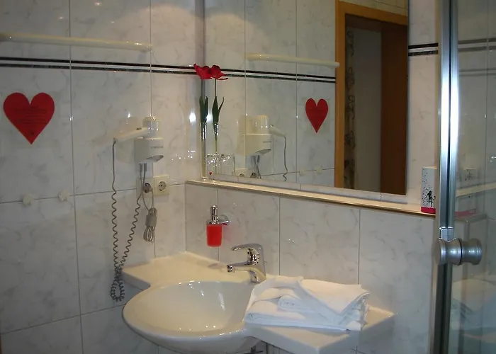 Land-gut-hotel Lohmann 3*