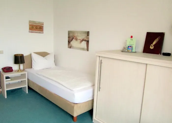 ホテル Land-gut-hotel Lohmann 3*